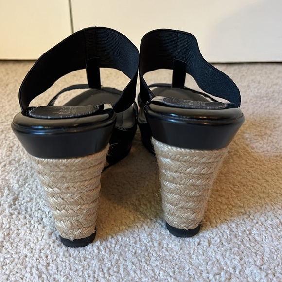 Charles by Charles David jute wedge sandals - Picture 4 of 8